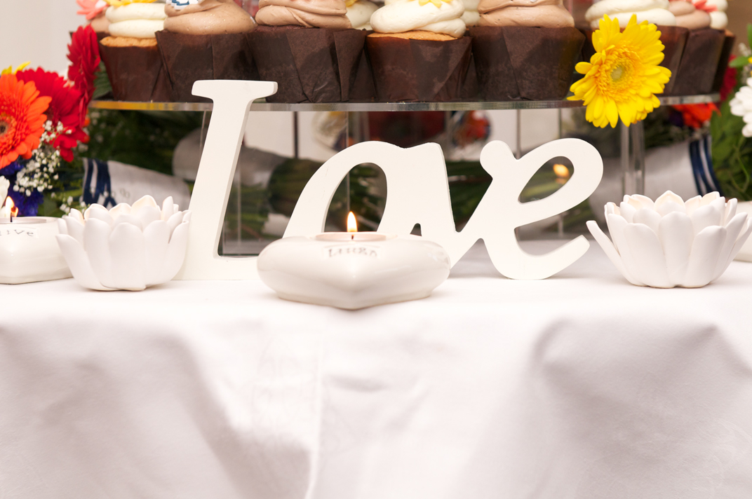 love sign wedding decor